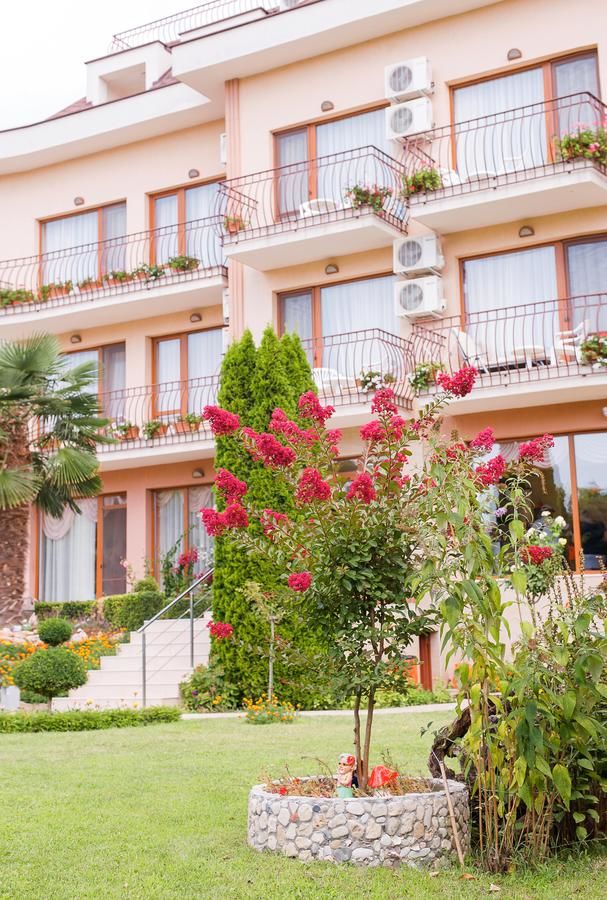 Отель Family Hotel Vega Святые Константин и Елена-18